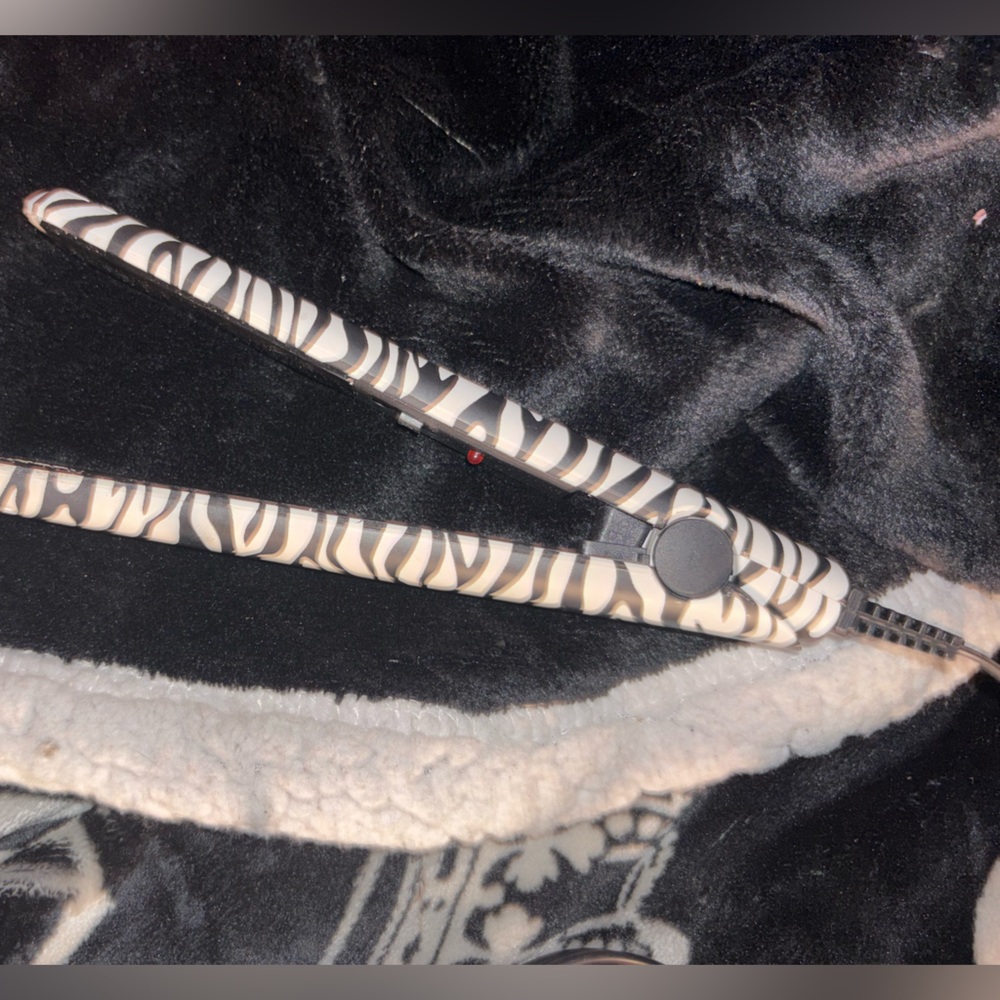 Mini Hollywood xpressions hair straightener